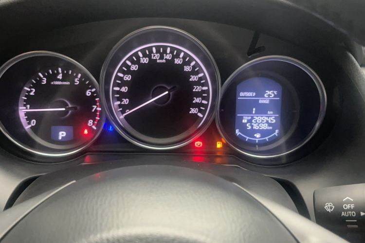 Used Mazda Atenza 2017 2.0L Blue Sky Luxury Edition Odometer Close Up