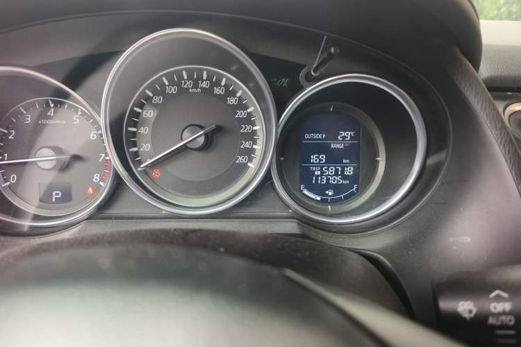 Used Mazda Atenza 2017 2.0L Blue Sky Luxury Edition Odometer Close Up