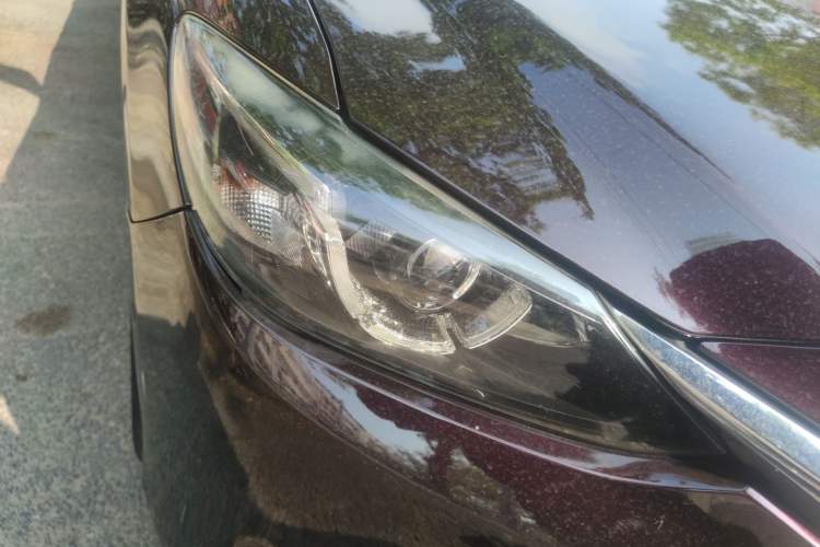 Used Mazda Atenza 2017 2.0L Blue Sky Luxury Edition Right Front Headlight