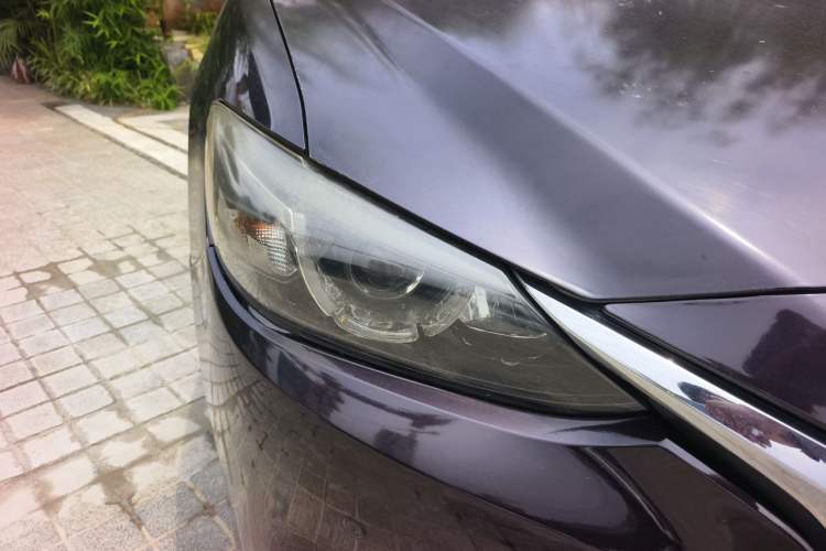 Used Mazda Atenza 2017 2.0L Blue Sky Luxury Edition Right Front Headlight