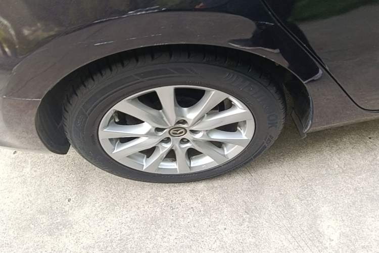 Used Mazda Atenza 2017 2.0L Blue Sky Luxury Edition Right Rear Wheel Hub