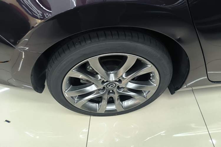 Used Mazda Atenza 2017 2.5L Blue Sky Prestige Edition Right Rear Wheel Hub