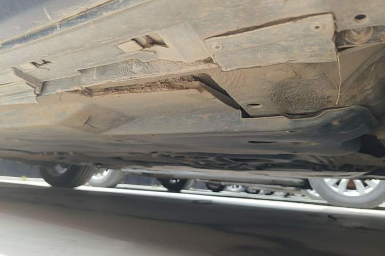 Used Mazda Atenza 2017 2.0L Blue Sky Luxury Edition Right Side Sill