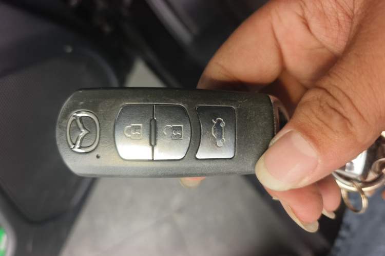 Used Mazda Atenza 2017 2.0L Blue Sky Luxury Edition Vehicle Key