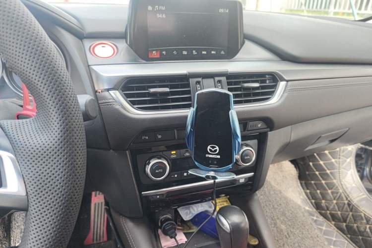 Used Mazda Atenza 2017 2.5L Blue Sky Prestige Edition Audio And AC Panel