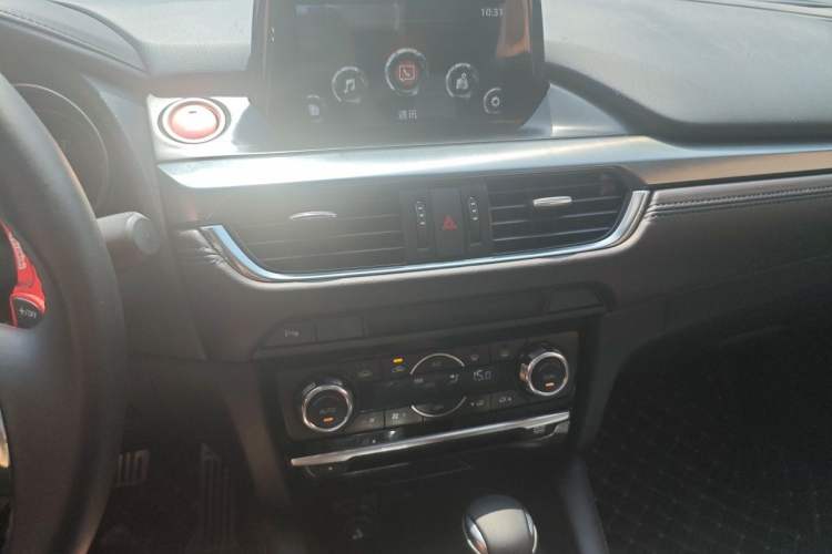 Used Mazda Atenza 2017 2.5L Skyactiv Sport Edition Audio And AC Panel