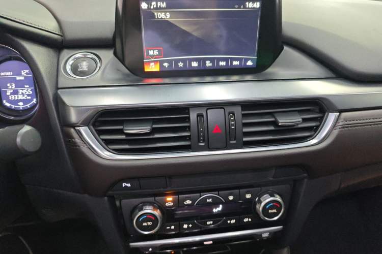 Used Mazda Atenza 2017 2.5L Skyactiv Sport Edition Audio And AC Panel