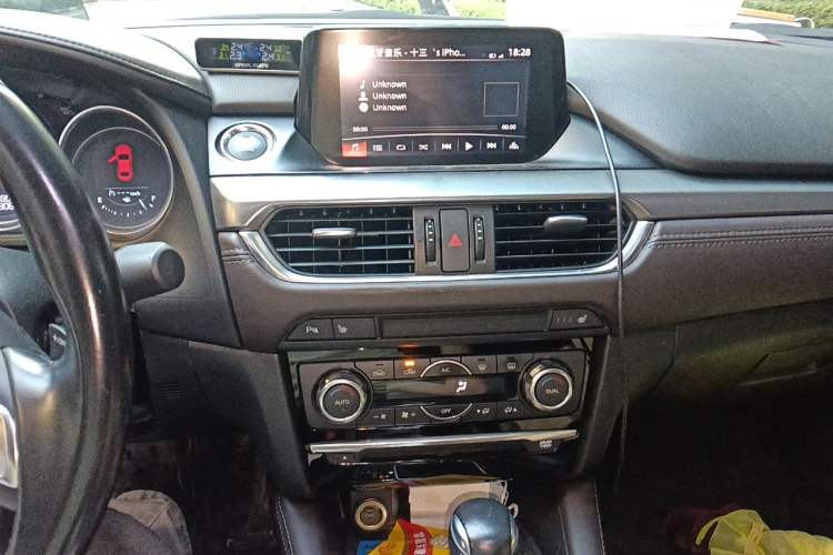 Used Mazda Atenza 2017 2.5L Blue Sky Prestige Edition Audio And AC Panel