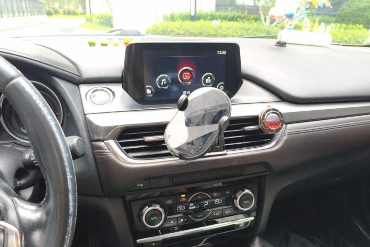 Used Mazda Atenza 2017 2.0L Blue Sky Luxury Edition Audio And AC Panel