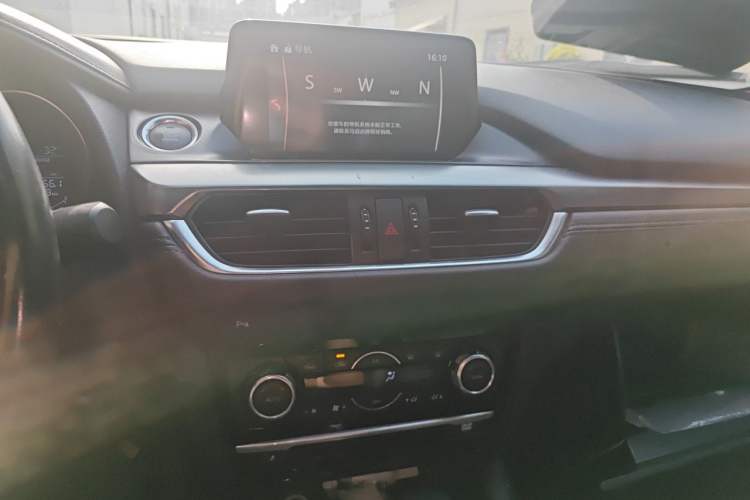 Used Mazda Atenza 2017 2.5L Skyactiv Sport Edition Audio And AC Panel