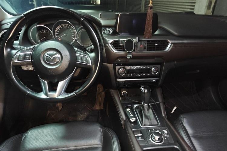 Used Mazda Atenza 2017 2.5L Skyactiv Sport Edition Center Console