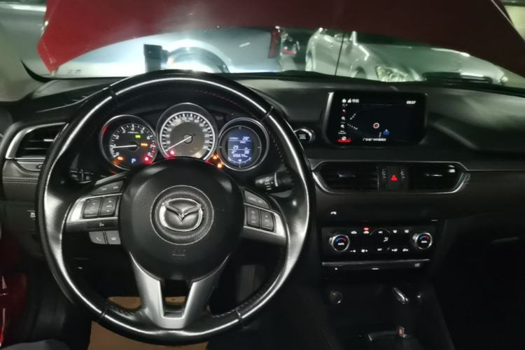 Used Mazda Atenza 2017 2.0L Blue Sky Luxury Edition Center Console