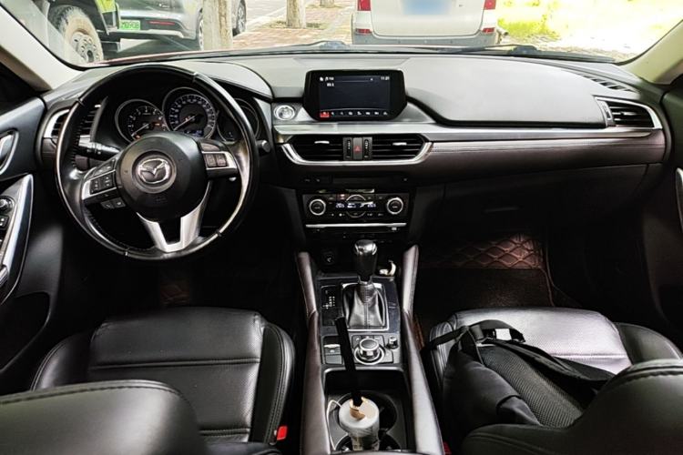 Used Mazda Atenza 2017 2.5L Blue Sky Prestige Edition Center Console