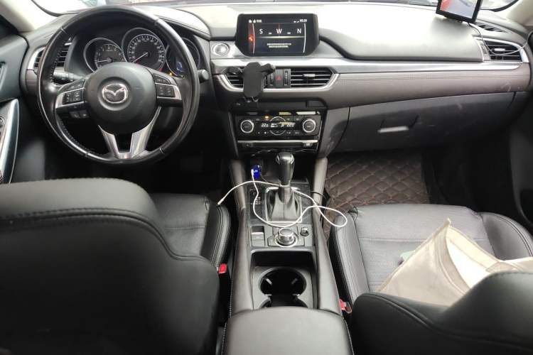 Used Mazda Atenza 2017 2.5L Skyactiv Sport Edition Center Console