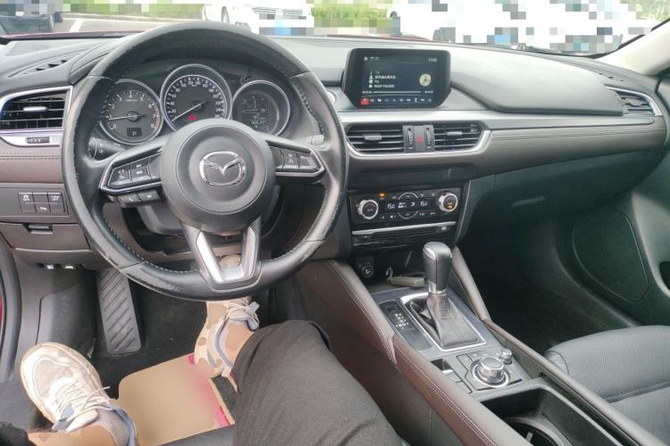 Used Mazda Atenza 2017 2.0L Blue Sky Luxury Edition Center Console