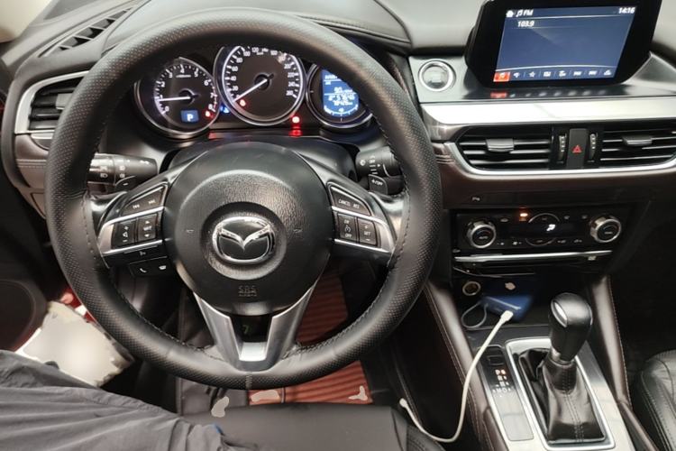 Used Mazda Atenza 2017 2.5L Skyactiv Sport Edition Center Console