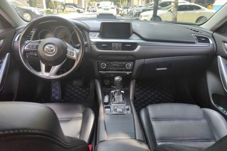 Used Mazda Atenza 2017 2.0L Blue Sky Luxury Edition Center Console