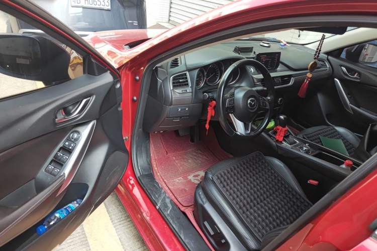 Used Mazda Atenza 2017 2.0L Blue Sky Luxury Edition Driver Seat