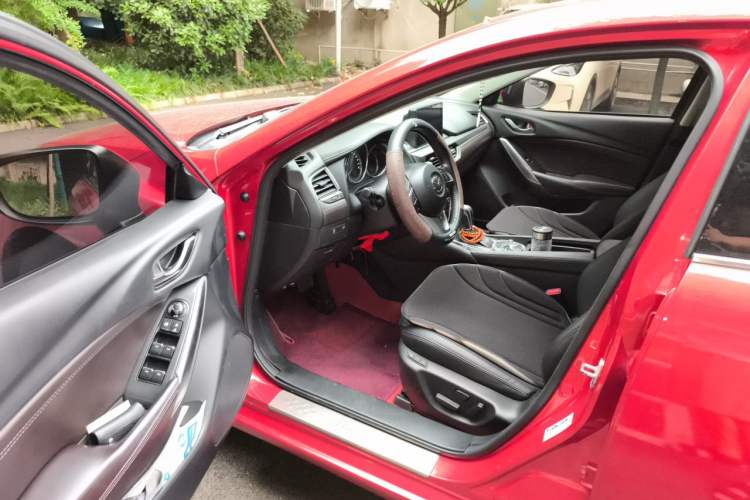 Used Mazda Atenza 2017 2.0L Blue Sky Luxury Edition Driver Seat