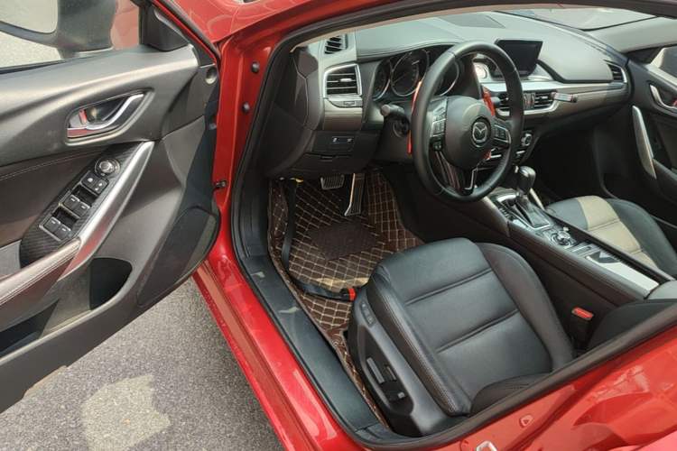 Used Mazda Atenza 2017 2.5L Skyactiv Sport Edition Driver Seat