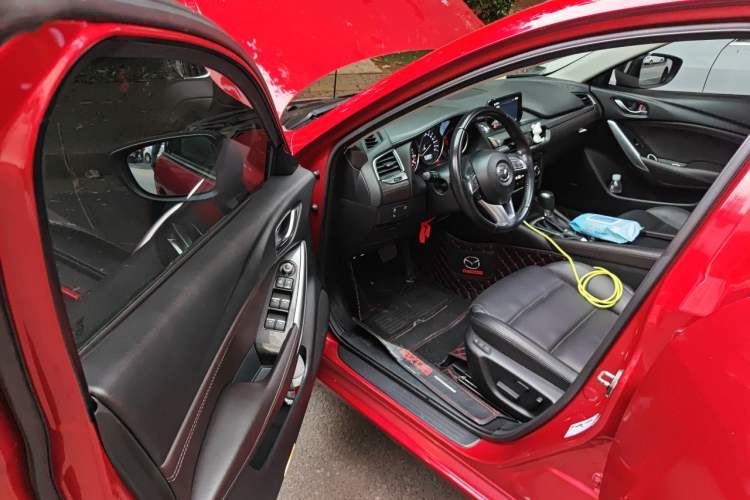 Used Mazda Atenza 2017 2.5L Blue Sky Prestige Edition Driver Seat