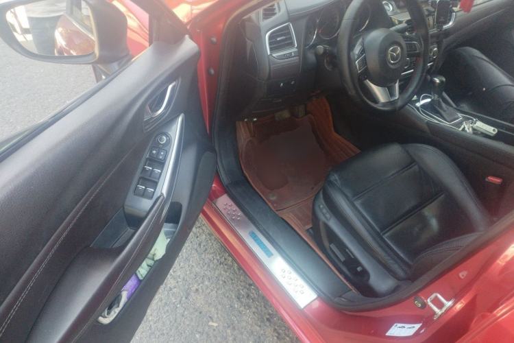 Used Mazda Atenza 2017 2.0L Blue Sky Luxury Edition Driver Seat