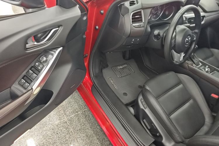 Used Mazda Atenza 2017 2.5L Blue Sky Prestige Edition Driver Seat