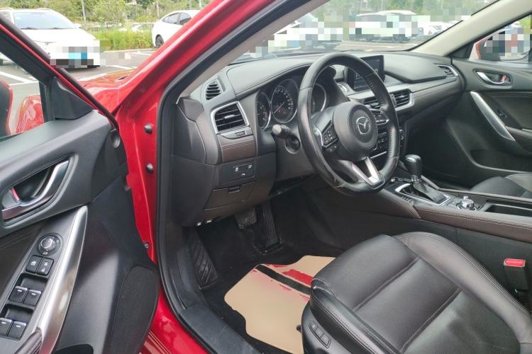 Used Mazda Atenza 2017 2.0L Blue Sky Luxury Edition Driver Seat