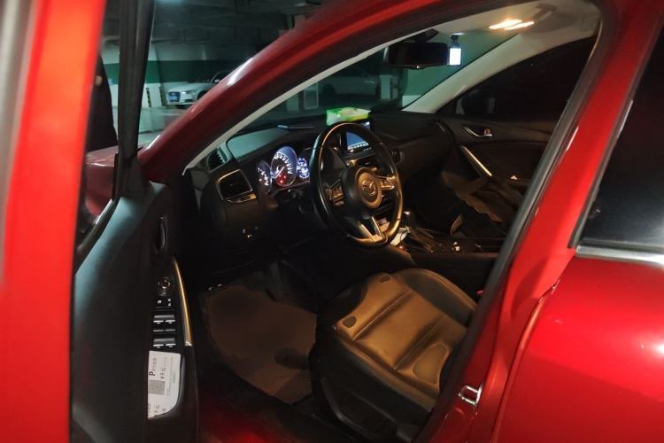 Used Mazda Atenza 2017 2.0L Blue Sky Luxury Edition Driver Seat