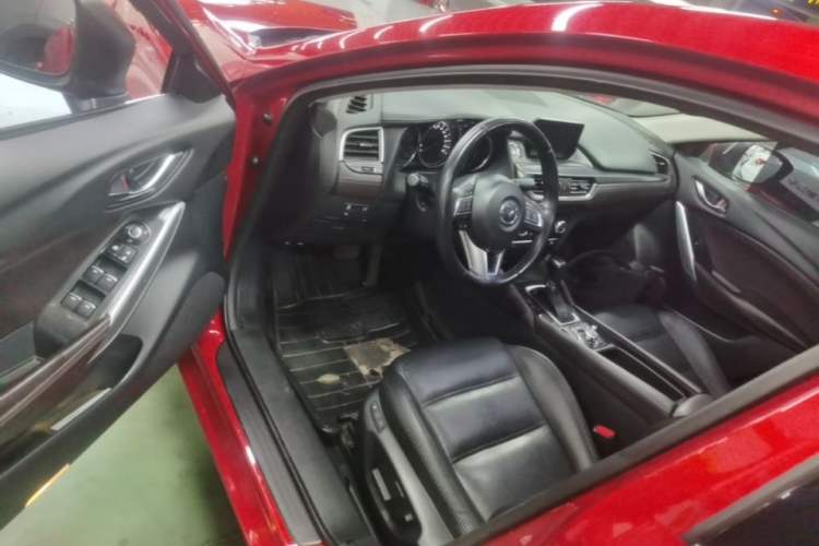 Used Mazda Atenza 2017 2.0L Blue Sky Prestige Edition Driver Seat