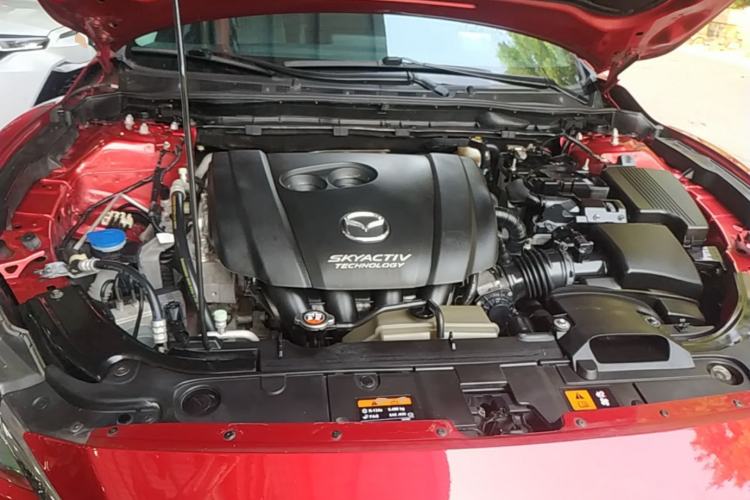 Used Mazda Atenza 2017 2.5L Blue Sky Prestige Edition Engine Bay
