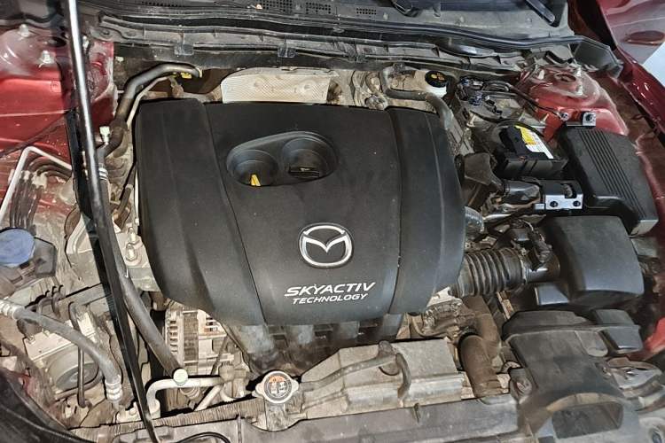 Used Mazda Atenza 2017 2.0L Blue Sky Fashion Edition Engine Bay