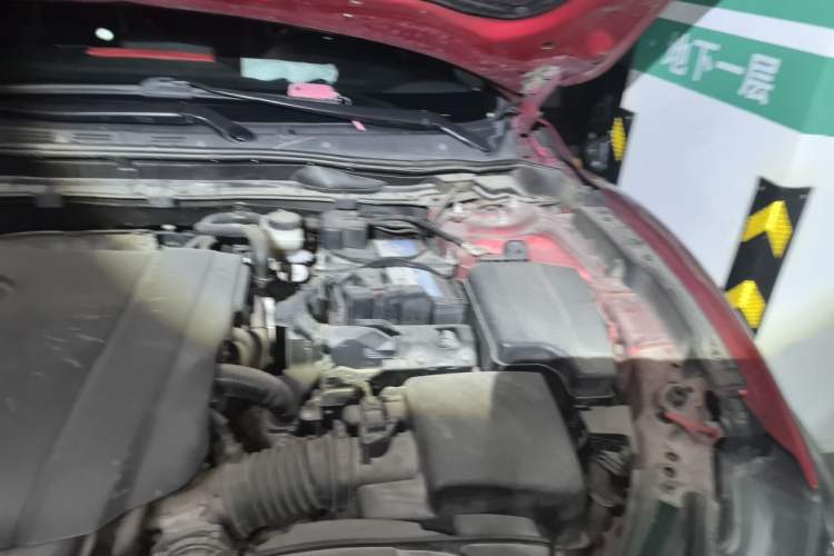 Used Mazda Atenza 2017 2.0L Blue Sky Luxury Edition Engine Bay Left