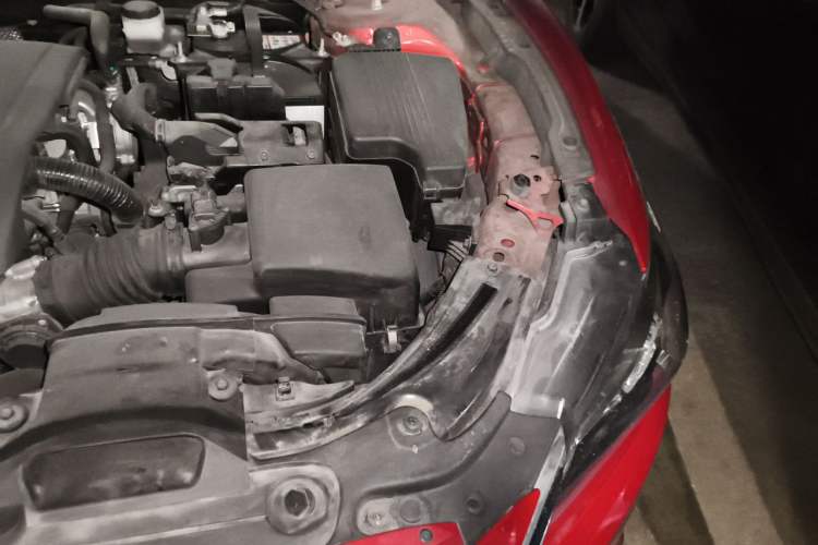 Used Mazda Atenza 2017 2.0L Blue Sky Luxury Edition Engine Bay Left