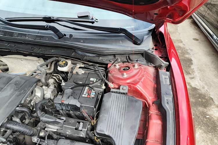 Used Mazda Atenza 2017 2.5L Skyactiv Sport Edition Engine Bay Left