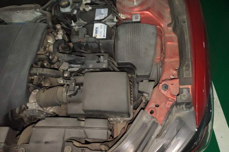 Used Mazda Atenza 2017 2.0L Blue Sky Luxury Edition Engine Bay Left