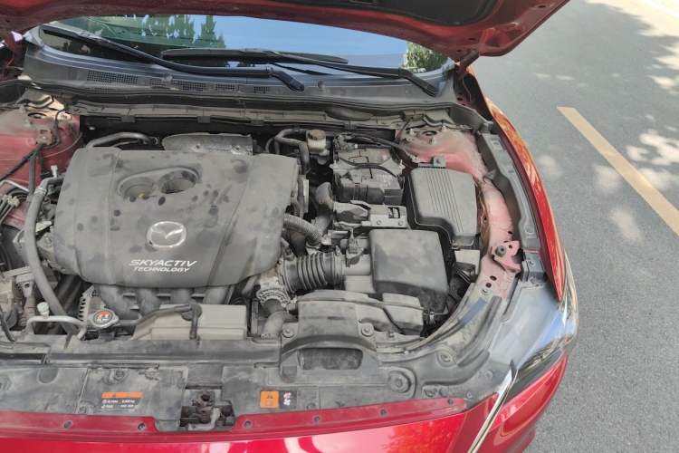Used Mazda Atenza 2017 2.0L Blue Sky Luxury Edition Engine Bay Left