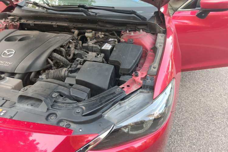 Used Mazda Atenza 2017 2.0L Blue Sky Luxury Edition Engine Bay Left