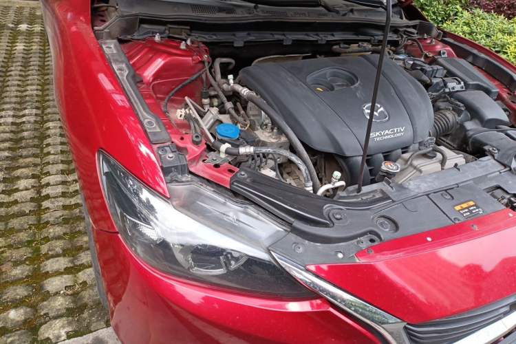 Used Mazda Atenza 2017 2.0L Blue Sky Luxury Edition Engine Bay Right