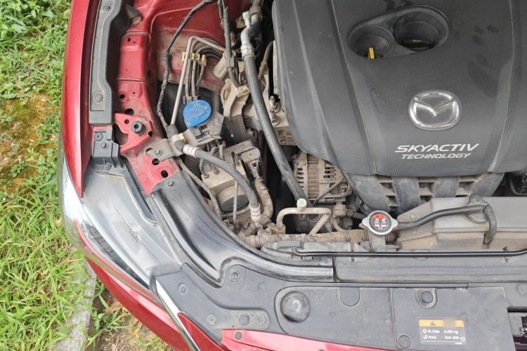 Used Mazda Atenza 2017 2.0L Blue Sky Luxury Edition Engine Bay Right
