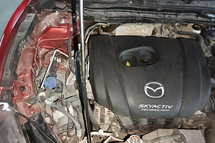 Used Mazda Atenza 2017 2.0L Blue Sky Fashion Edition Engine Bay Right