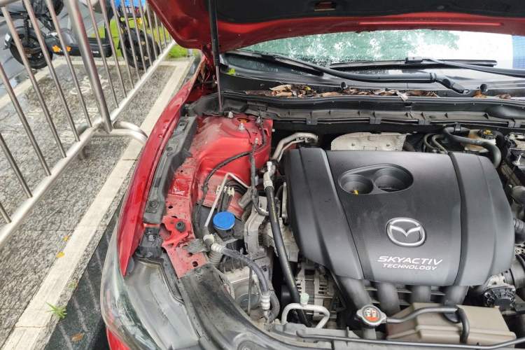Used Mazda Atenza 2017 2.0L Blue Sky Luxury Edition Engine Bay Right