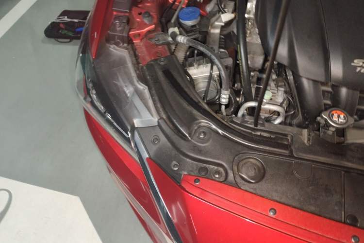 Used Mazda Atenza 2017 2.5L Skyactiv Sport Edition Engine Bay Right