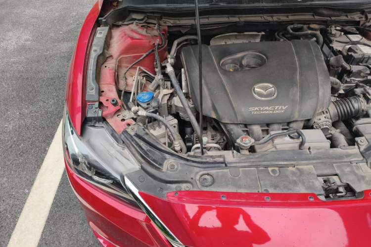 Used Mazda Atenza 2017 2.0L Blue Sky Luxury Edition Engine Bay Right