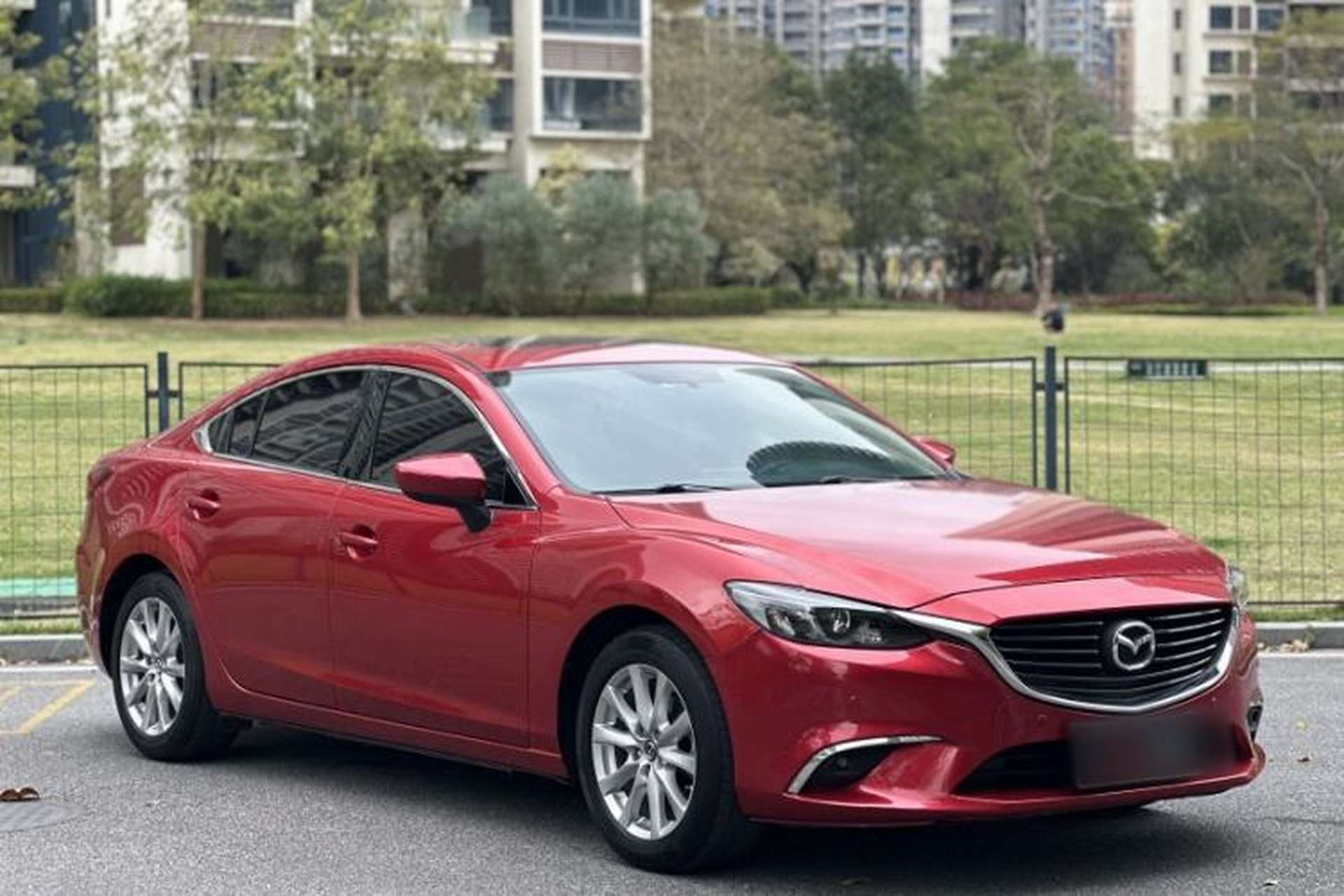 Used Mazda Atenza 2017 2.0L Blue Sky Luxury Edition Exterior 9
