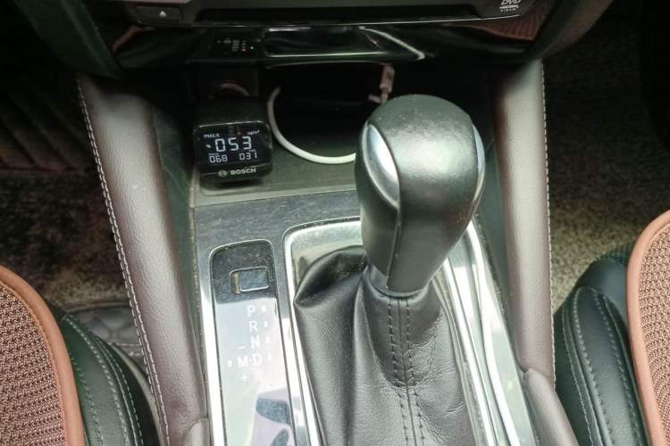 Used Mazda Atenza 2017 2.0L Blue Sky Luxury Edition Gear Lever