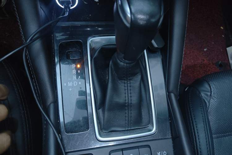 Used Mazda Atenza 2017 2.5L Skyactiv Sport Edition Gear Lever
