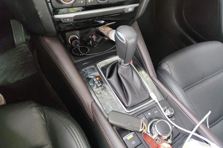 Used Mazda Atenza 2017 2.0L Blue Sky Luxury Edition Gear Lever