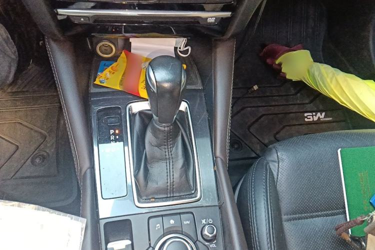Used Mazda Atenza 2017 2.5L Blue Sky Prestige Edition Gear Lever