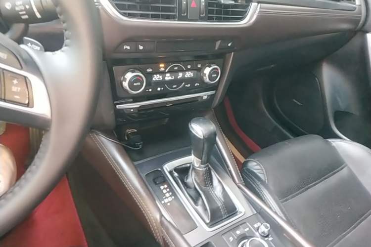Used Mazda Atenza 2017 2.5L Blue Sky Prestige Edition Gear Lever